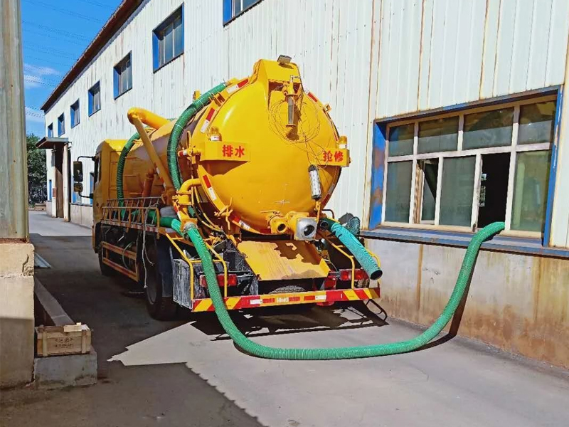 下关厂区化粪池清理